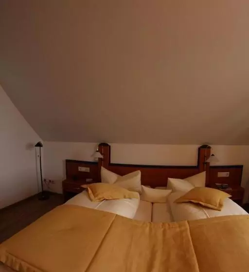 Отель Goldene Krone