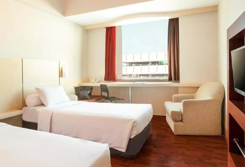 Hotel Arcadia Mangga Dua By Horison