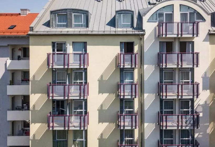 Hotel Ana Living Munich By Art Ana