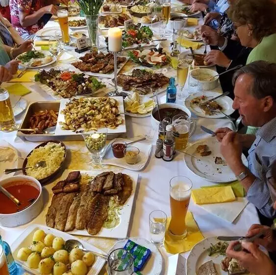 Otel & Restarant Ausspann