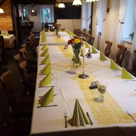 Otel & Restarant Ausspann