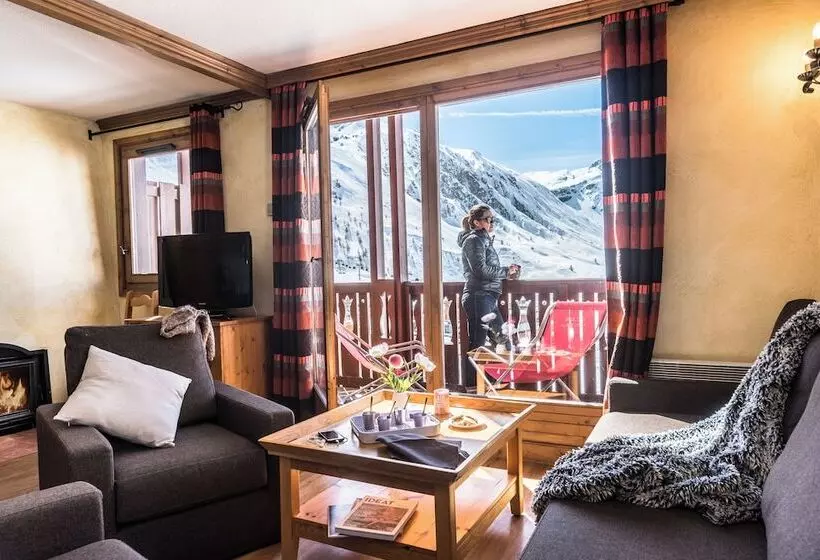 Residences Village Montana By Les Etincelles