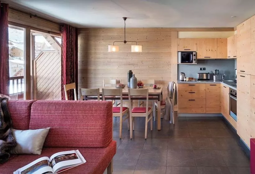 Residences Village Montana By Les Etincelles