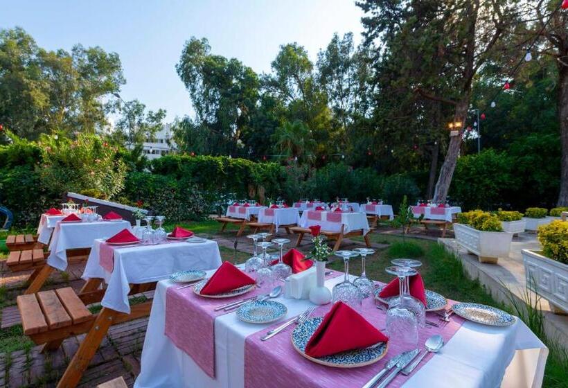 استراحتگاه Asteria Collection Side