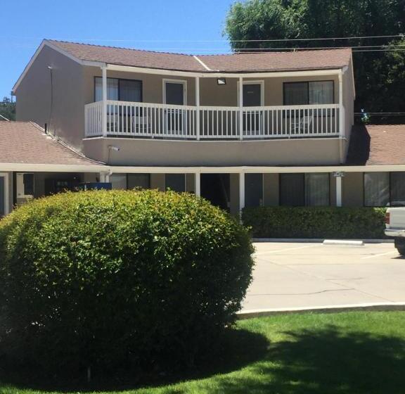 ホテル Best Way Inn