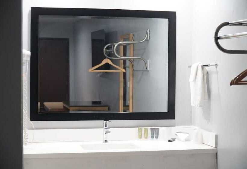 בית מלון כפרי Grand Park Inn