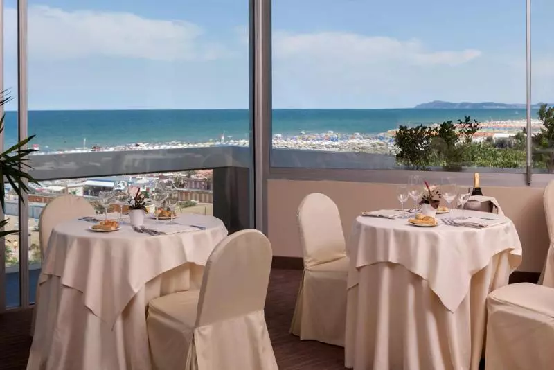 هتل Imperiale Rimini & Spa