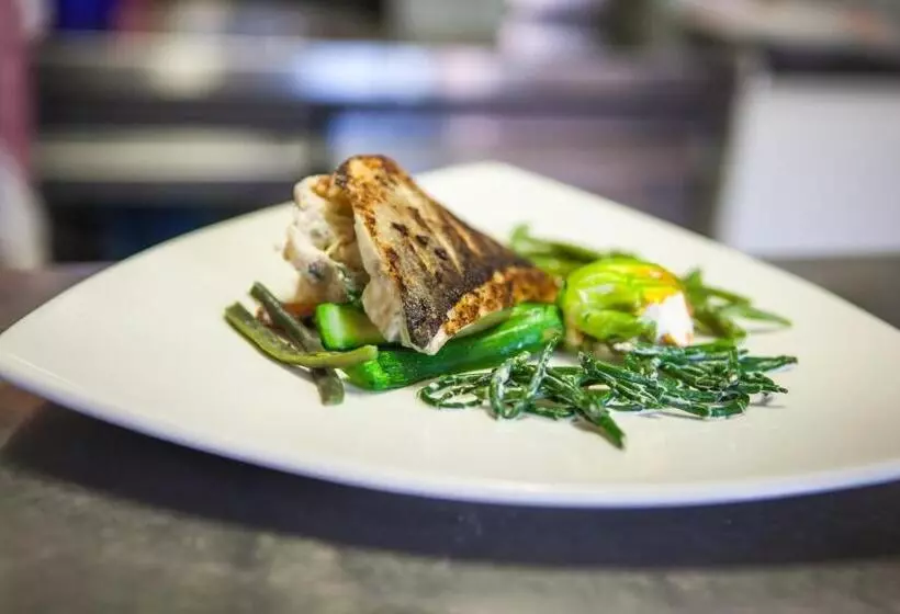 호텔 La Fosse At Cranborne