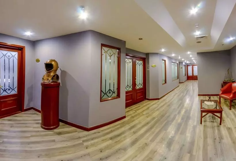 ホテル NH Cali Royal