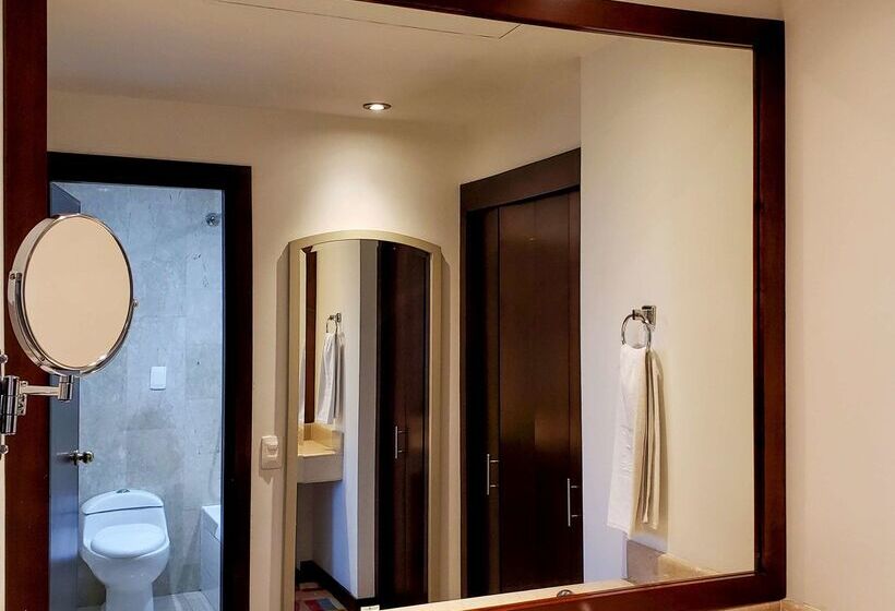 هتل NH Cali Royal