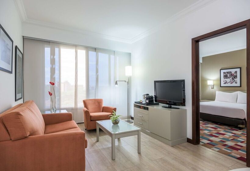 هتل NH Cali Royal