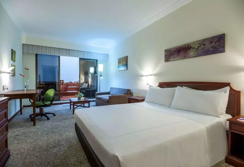 ホテル NH Cali Royal