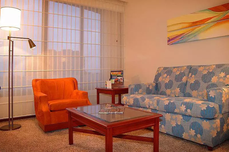 ホテル NH Cali Royal