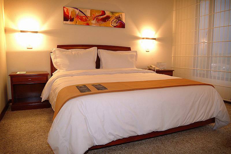 هتل NH Cali Royal