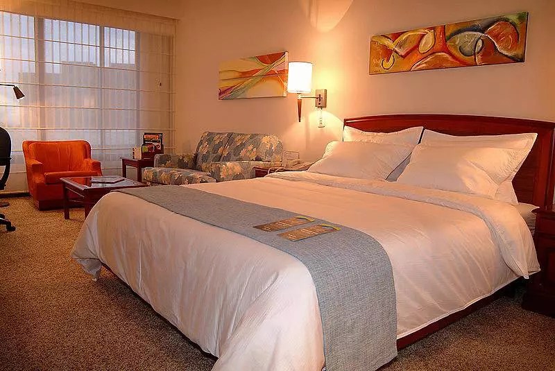 ホテル NH Cali Royal