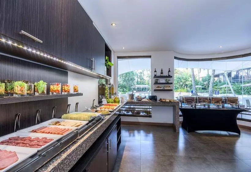 ホテル NH Cali Royal