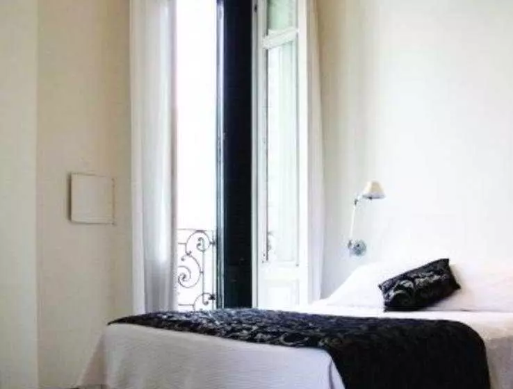 فندق Plaza Fuerte