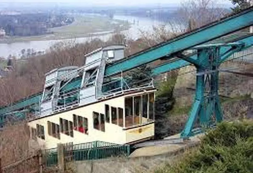 فندق Sax Imperial