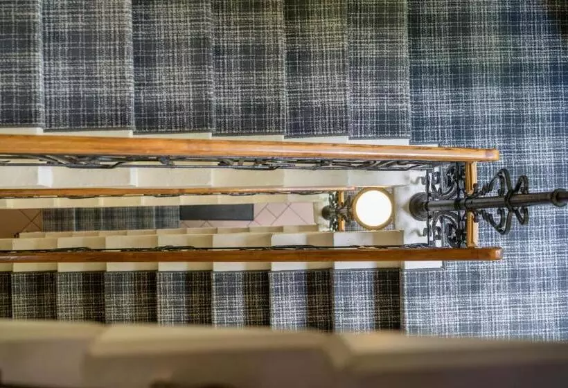 فندق Sax Imperial