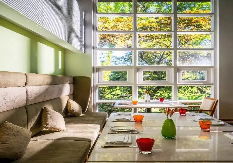 هتل Sofitel Singapore Sentosa Resort & Spa