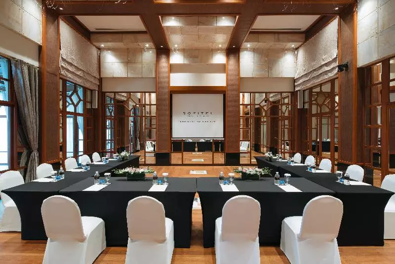 هتل Sofitel Singapore Sentosa Resort & Spa