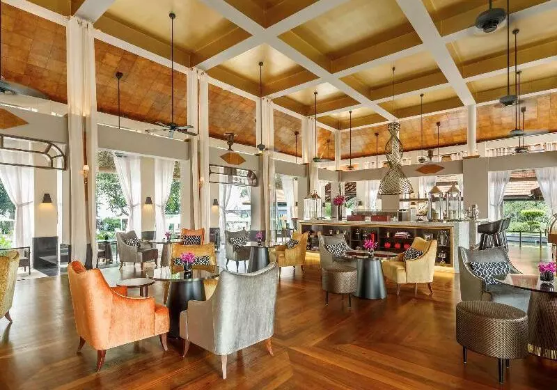 هتل Sofitel Singapore Sentosa Resort & Spa