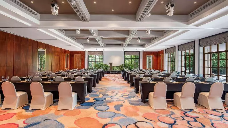 هتل Sofitel Singapore Sentosa Resort & Spa