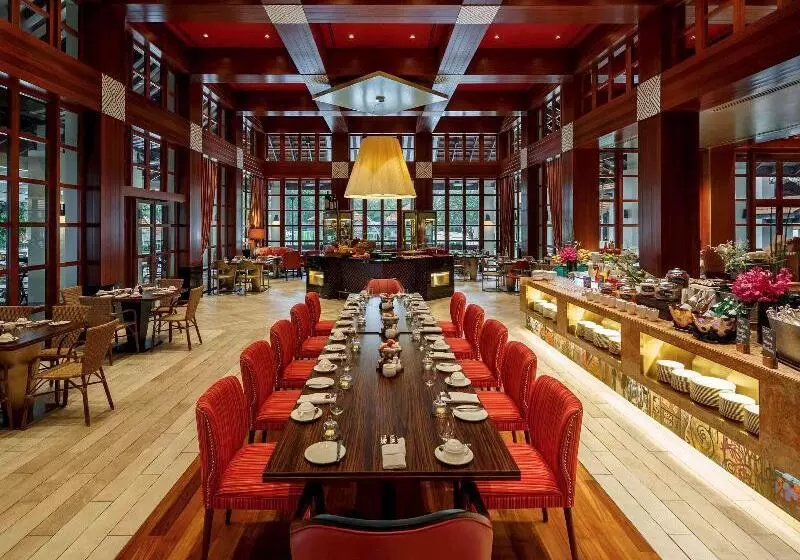 هتل Sofitel Singapore Sentosa Resort & Spa