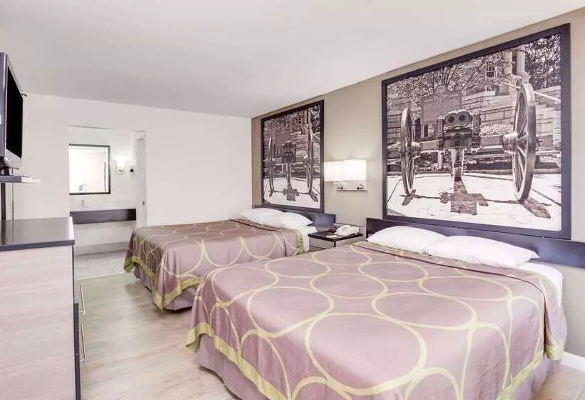 Отель Super 8 By Wyndham Dalton