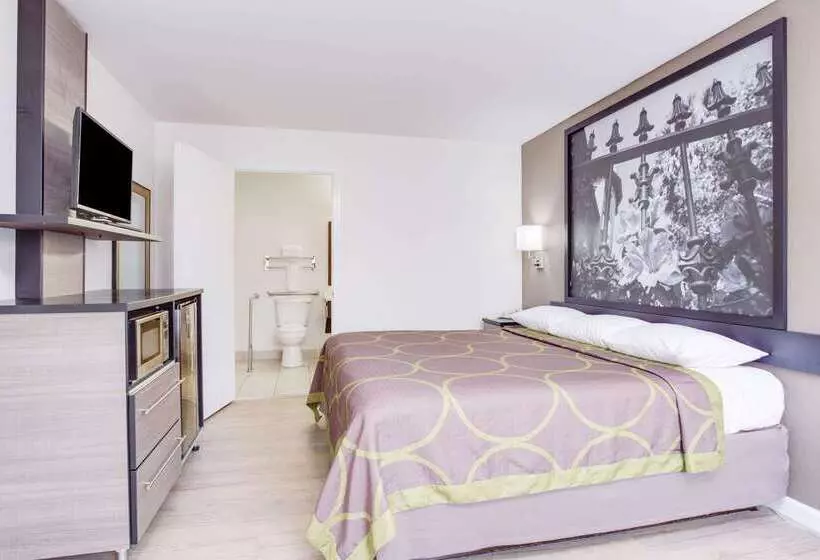 Отель Super 8 By Wyndham Dalton