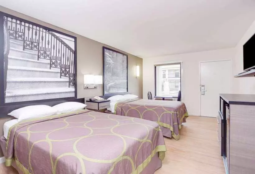 Отель Super 8 By Wyndham Dalton