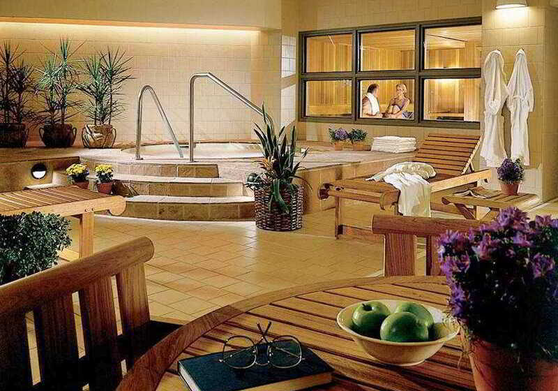 هتل The Peaks Resort And Spa