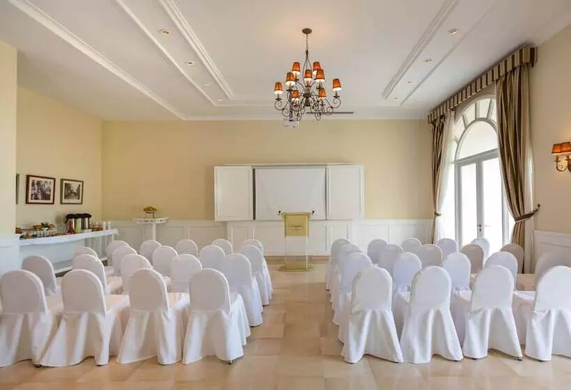 هتل The Residence Tunis