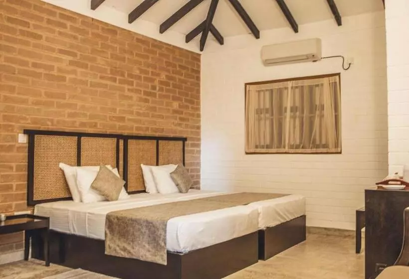 هتل Tree Of Life Nature Resort