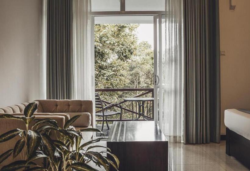 Hotel Tree Of Life Nature Resort