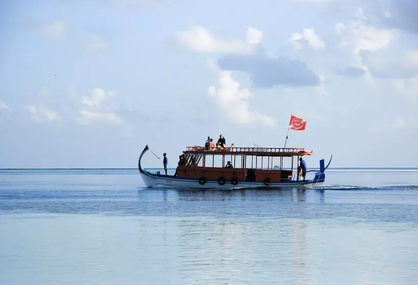 Vilamendhoo Island Resort & Spa