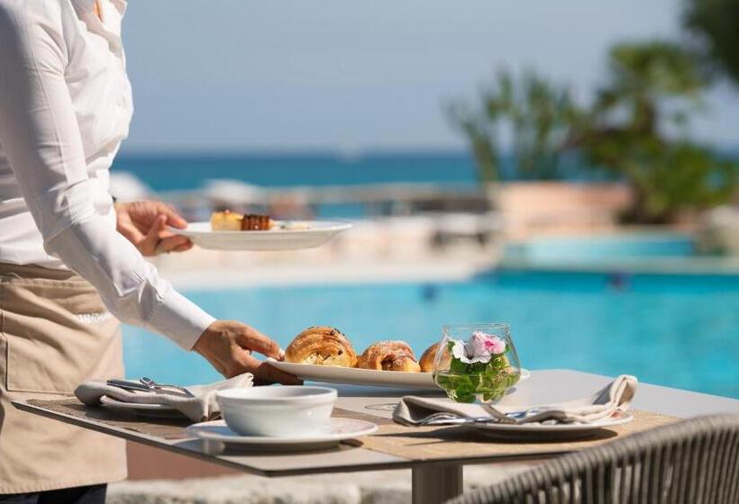 Villaggio Cala Di Volpe