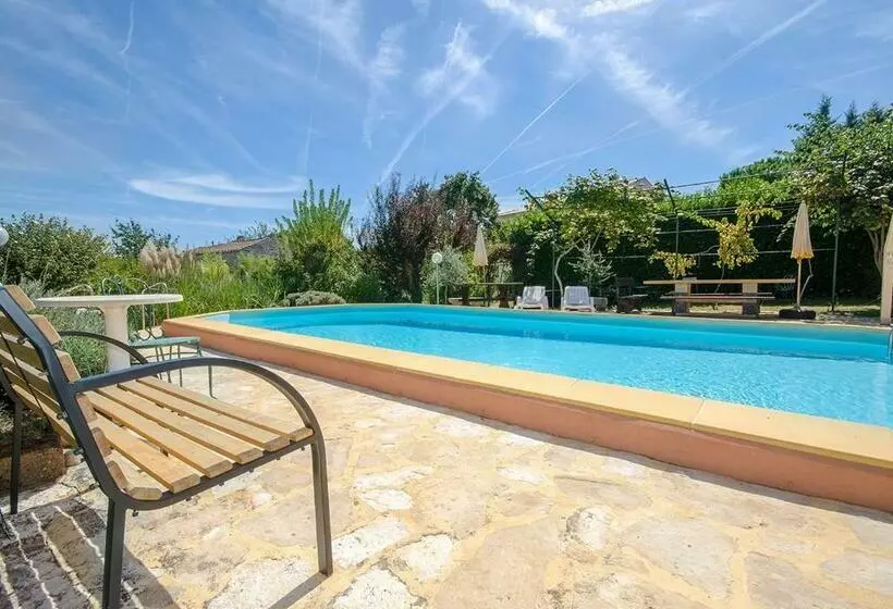 Country Club Apartments Nearby Rovinj