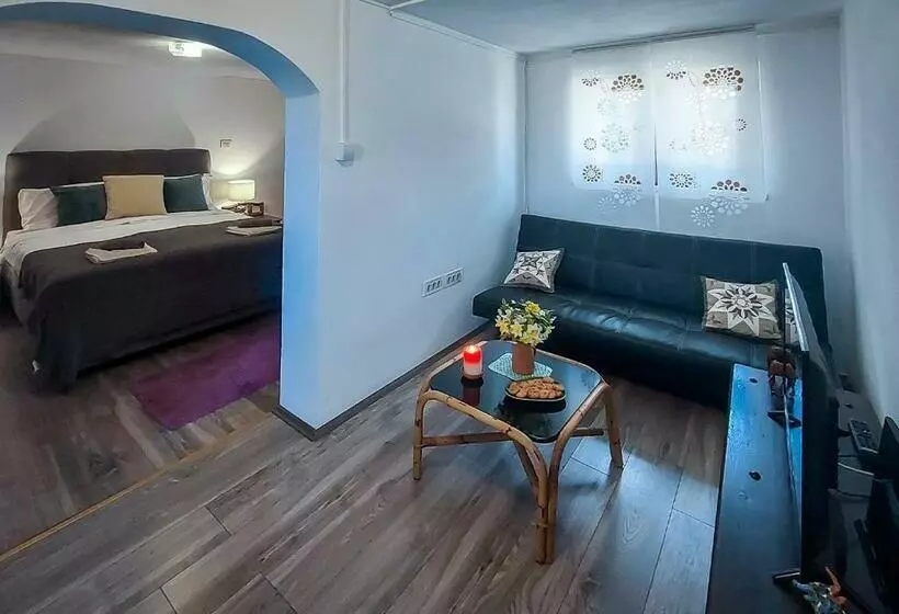 Country Club Apartments Nearby Rovinj