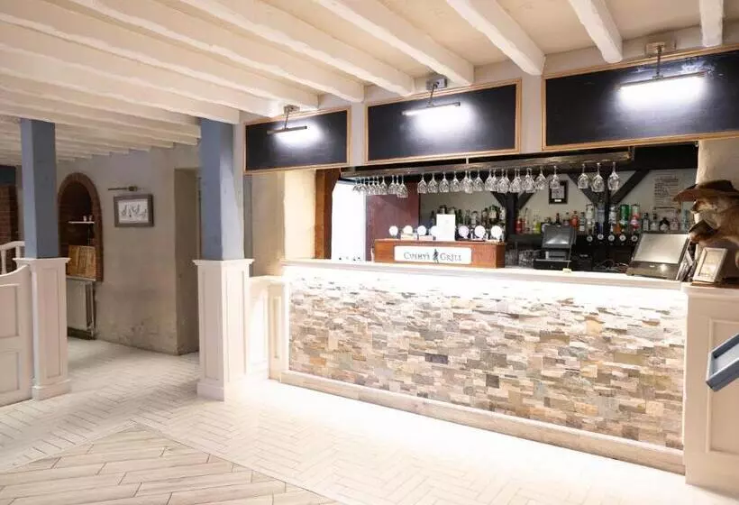 Bushtown Hotel & Spa