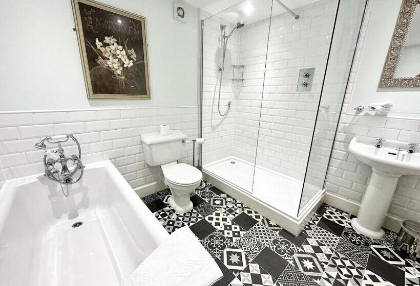 Farthings Country House Hotel & Restaurant Tunton