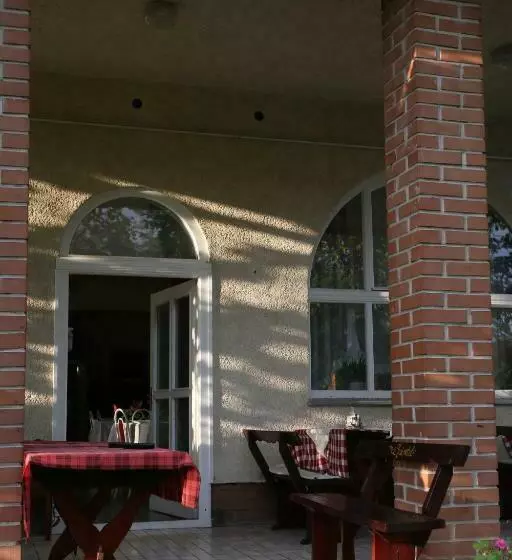 Отель Alabástrom Panzió és étterem