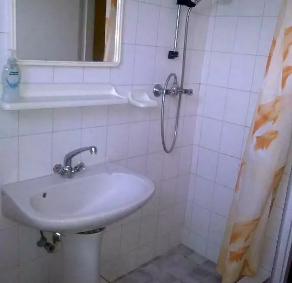 Отель Alabástrom Panzió és étterem