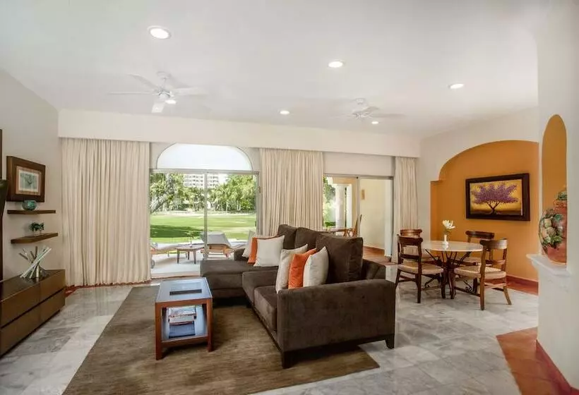 בית מלון כפרי Casa Velas Adults Only All Inclusive