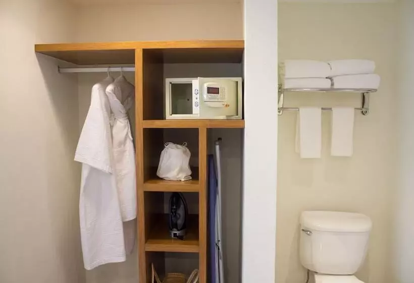 בית מלון כפרי Casa Velas Adults Only All Inclusive