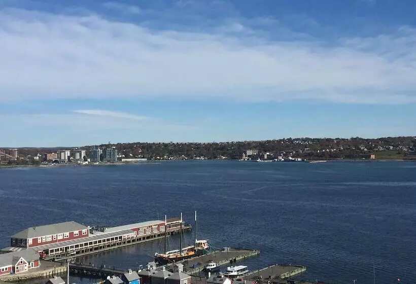 Отель The Hollis Halifax A Doubletree Suites By Hilton