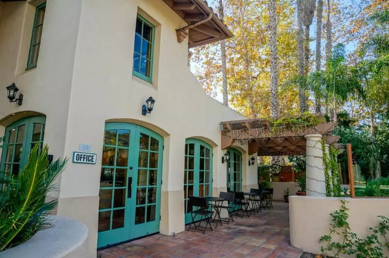 فندق Inn By The Harbor