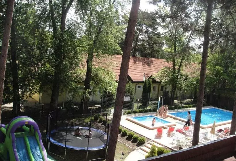 בית מלון כפרי Korona