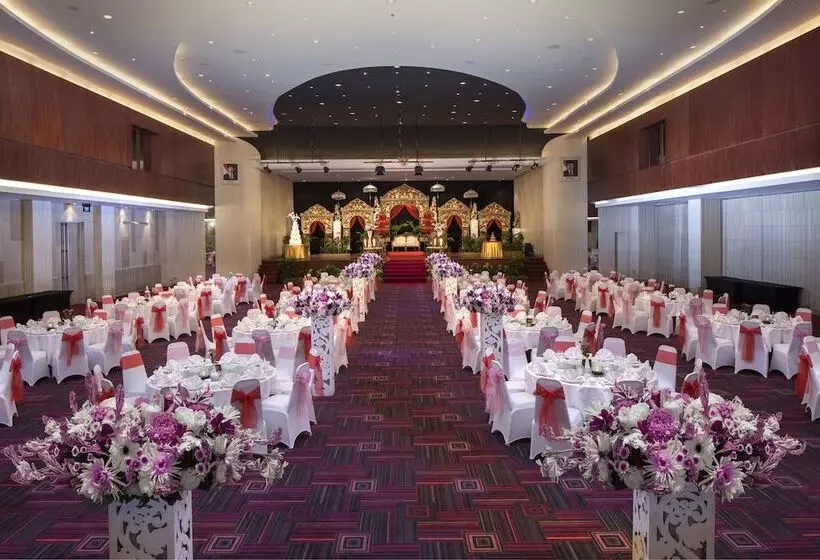 Prime Plaza Hotel Sanur – Bali