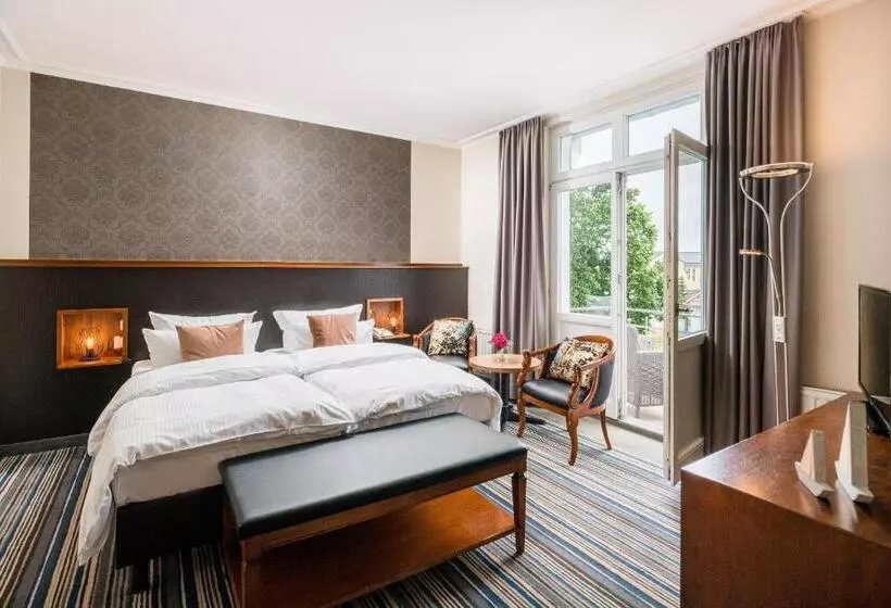 호텔 Residenz Waldkrone Kühlungsborn